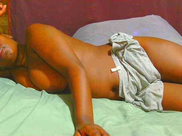 AngelBlackChoco webcam