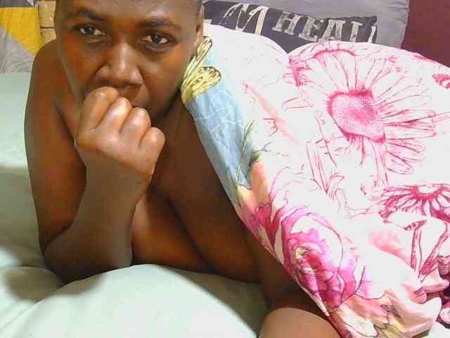 AngelBlackChoco webcam