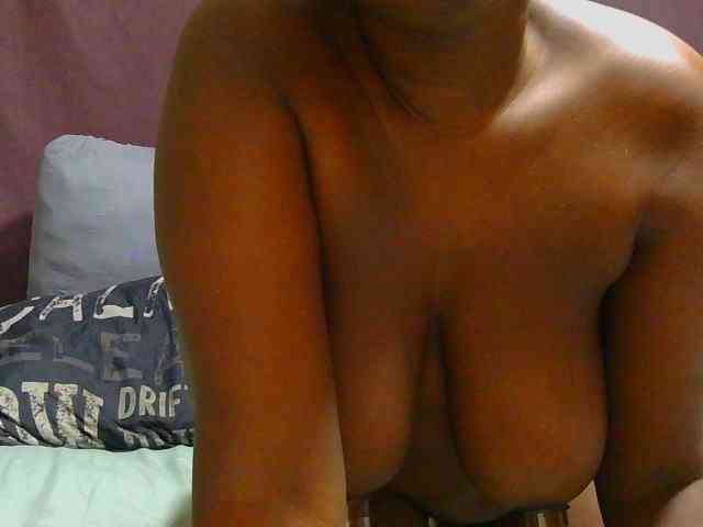 AngelBlackChoco webcam