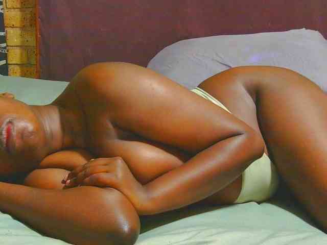 AngelBlackChoco webcam