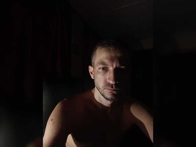 333Alone_in_The_Dark777