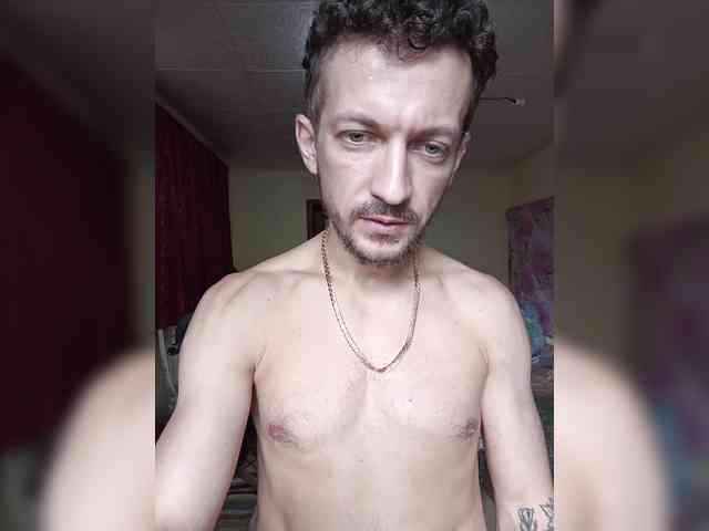 7733Alex7733