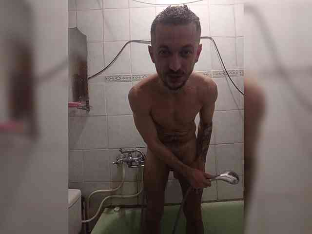 7733Alex7733