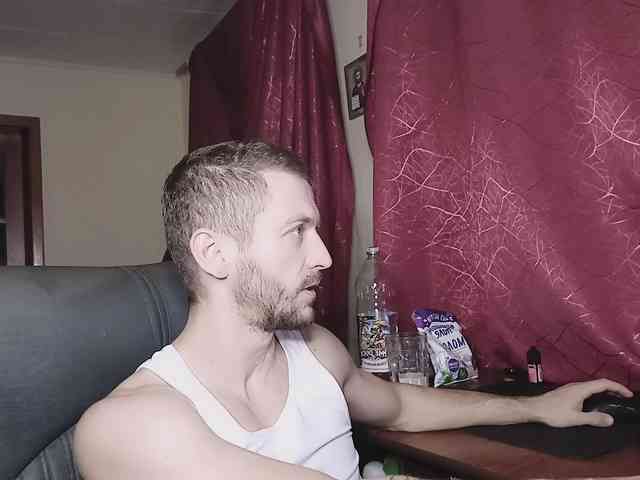 333Alone_in_The_Dark777