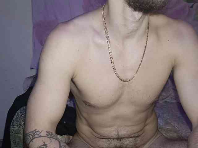 7733Alex7733