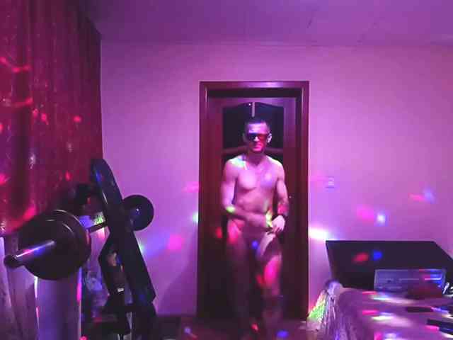 7733Alex7733