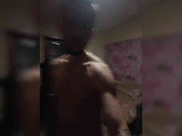 7733Alex7733