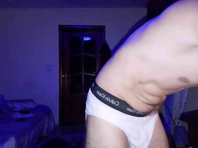 7733Alex7733