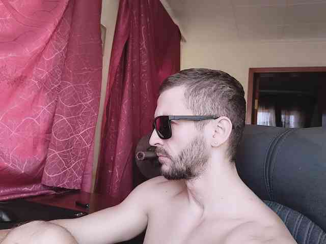 333Alone_in_The_Dark777