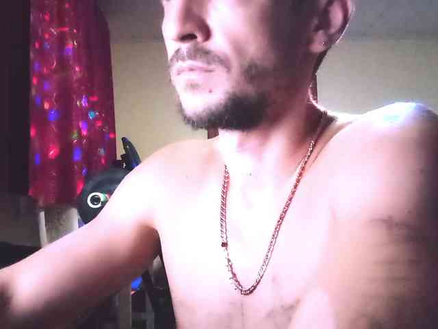7733Alex7733
