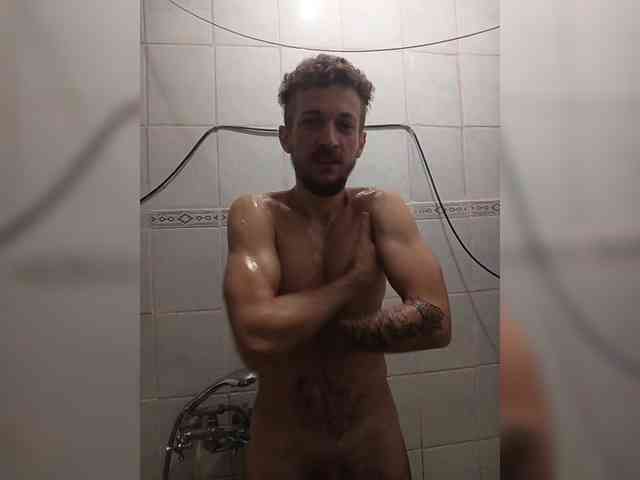 7733Alex7733