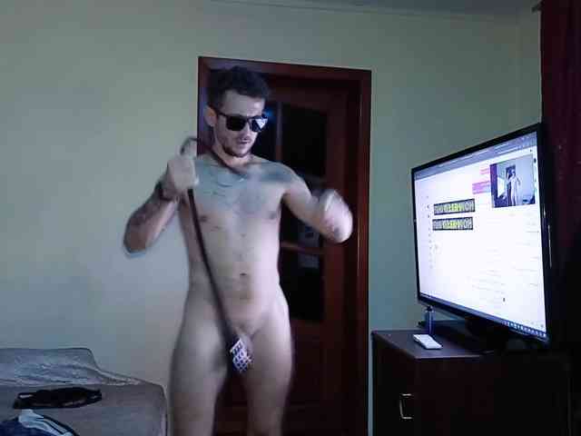 7733Alex7733