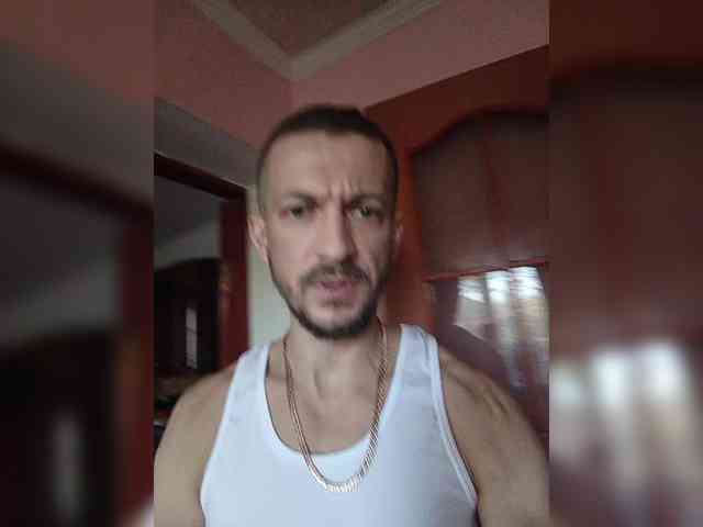 7733Alex7733