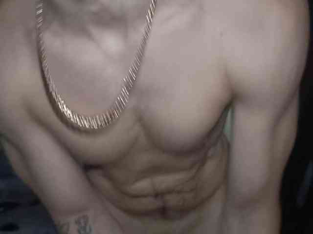 7733Alex7733