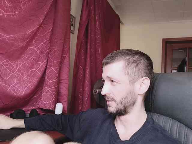 333Alone_in_The_Dark777