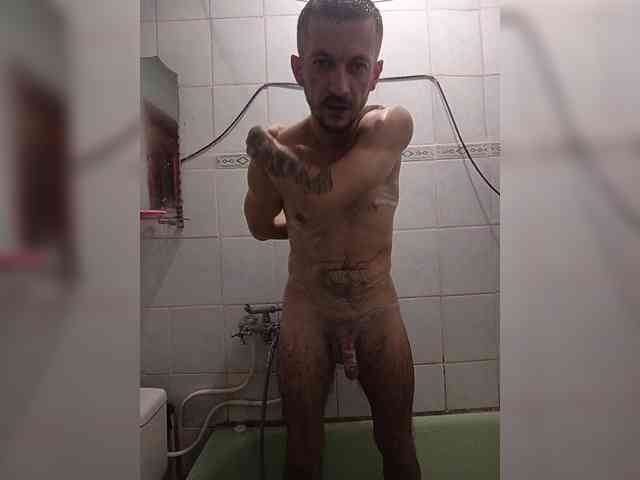 7733Alex7733