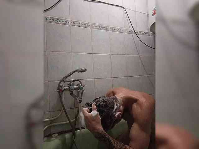 7733Alex7733