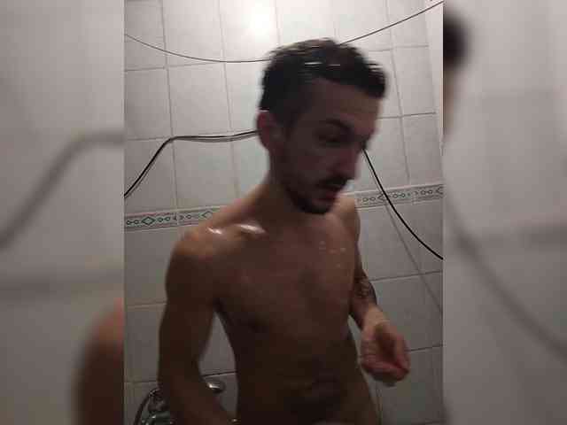 7733Alex7733