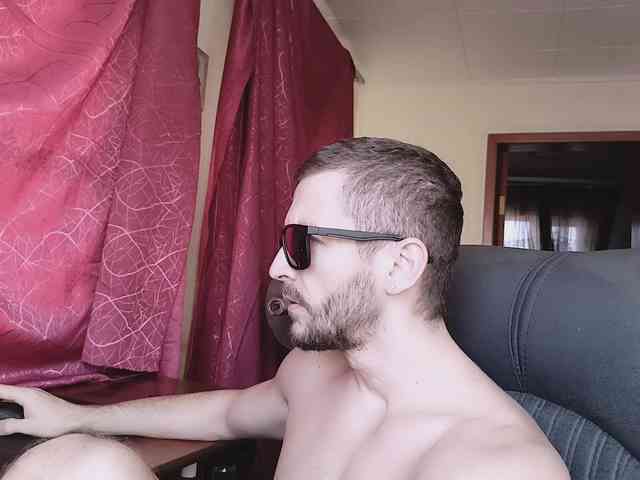 333Alone_in_The_Dark777