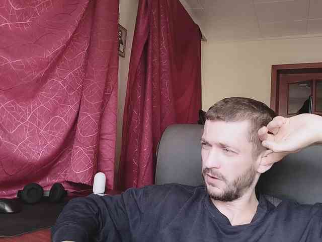 333Alone_in_The_Dark777