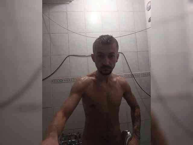 7733Alex7733