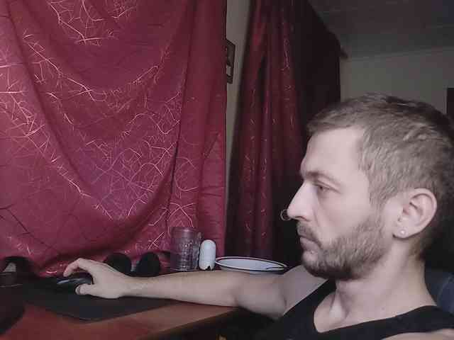 333Alone_in_The_Dark777