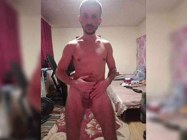 7733Alex7733