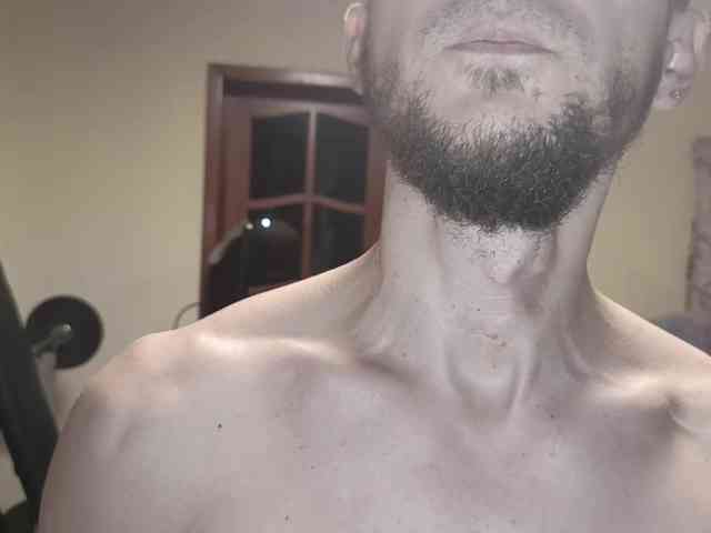 7733Alex7733