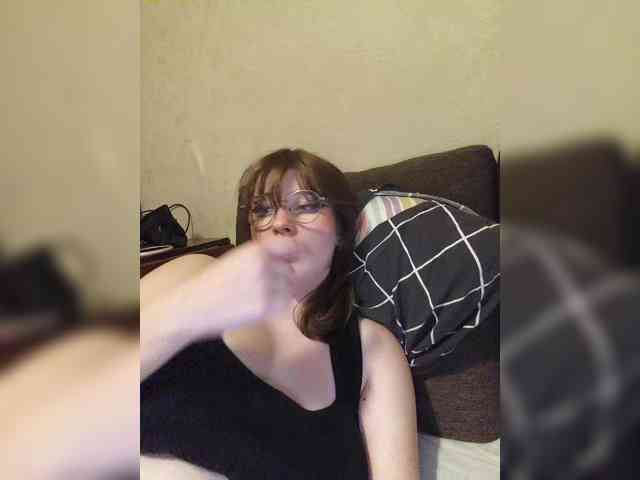 Karinal Live Webcam on BongaCams