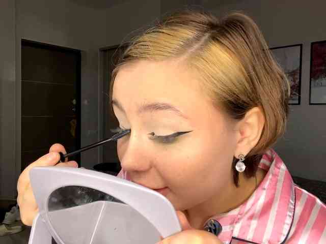 DomoniqueEdnie webcam