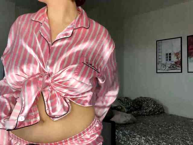 DomoniqueEdnie webcam