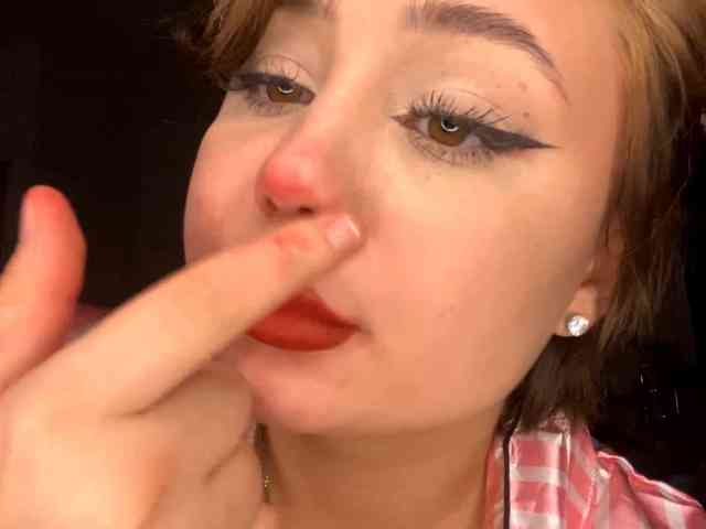 DomoniqueEdnie webcam