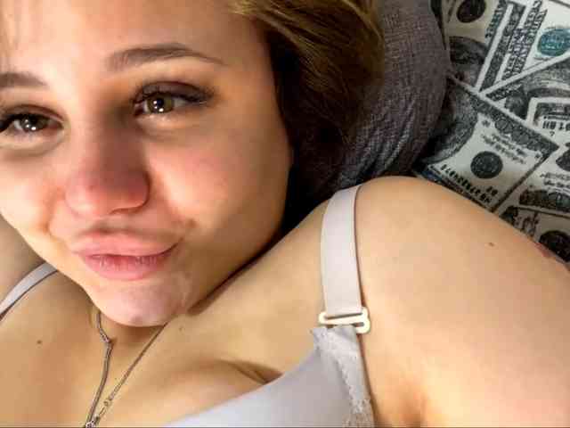 DomoniqueEdnie webcam