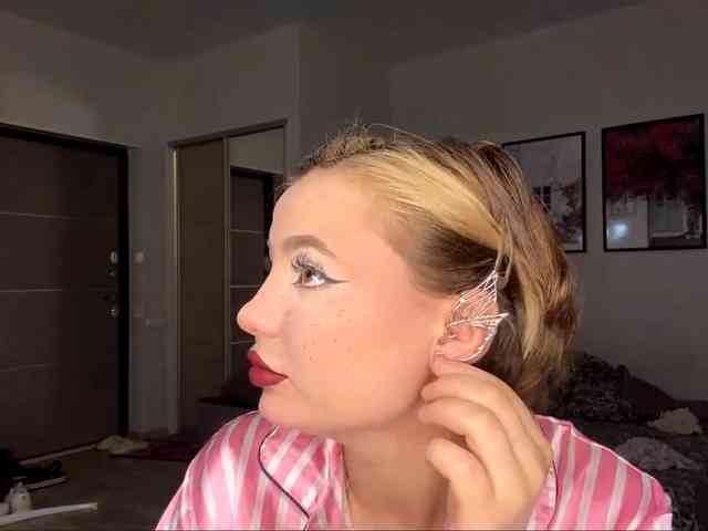 DomoniqueEdnie webcam