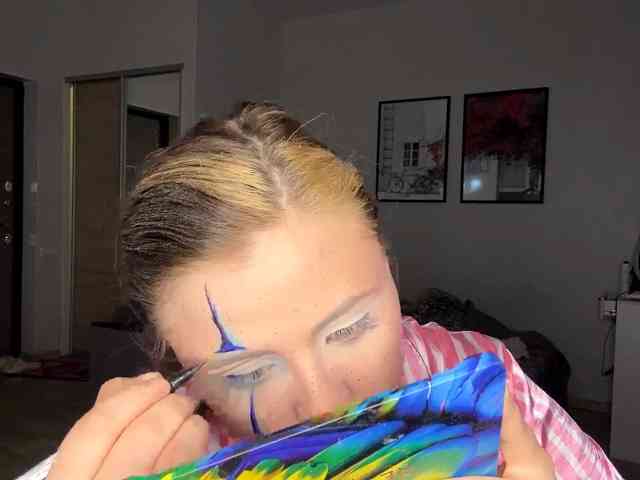 DomoniqueEdnie webcam