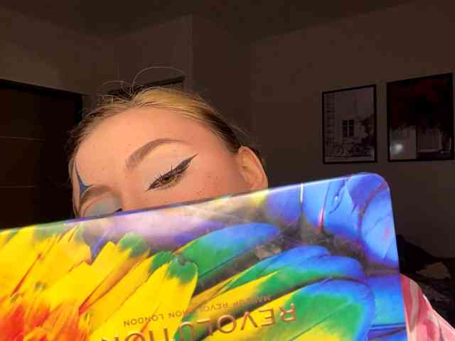 DomoniqueEdnie webcam