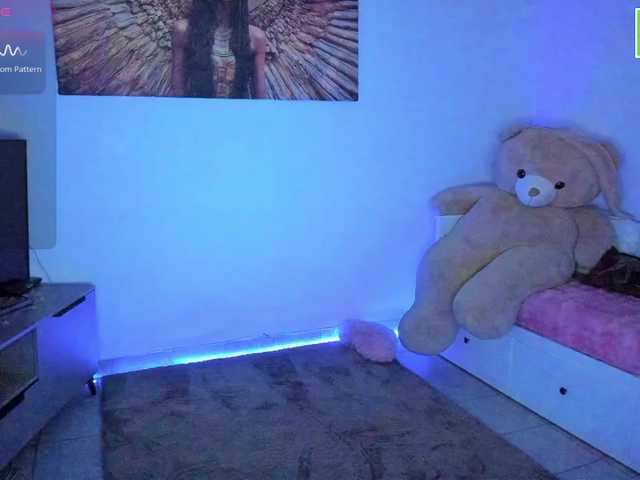 DaisyAbby03's BongaCams show and profile