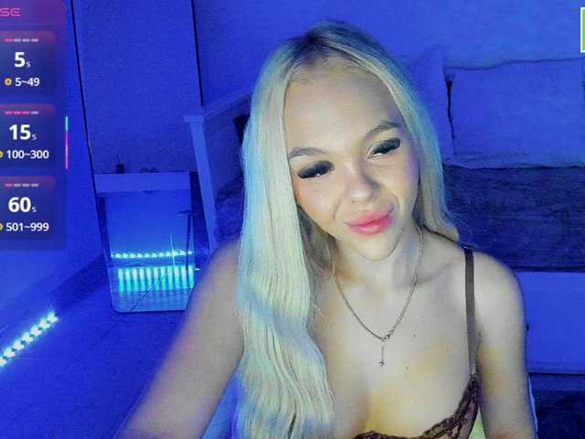 DaisyAbby03's BongaCams show and profile