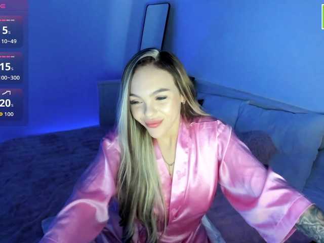DaisyAbby03's BongaCams show and profile