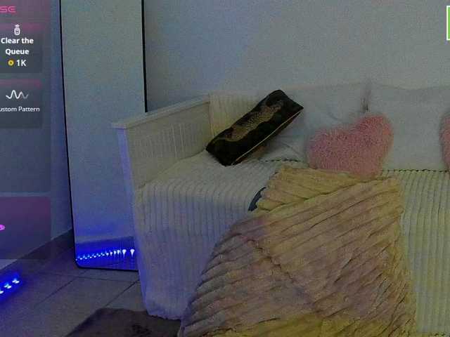 DaisyAbby03's BongaCams show and profile