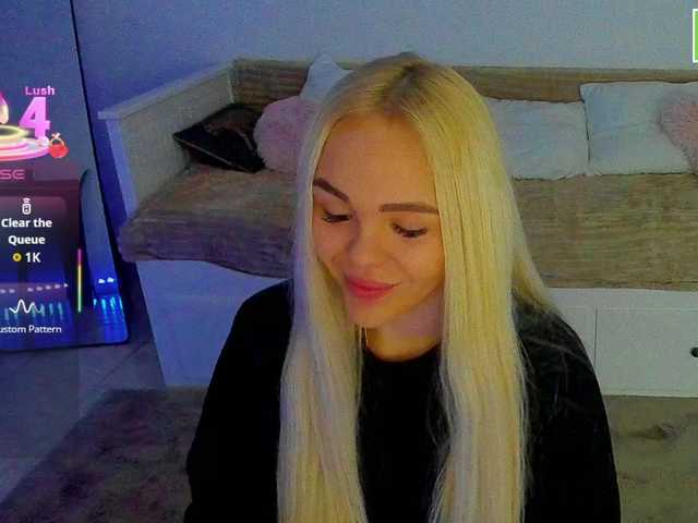 DaisyAbby03's BongaCams show and profile