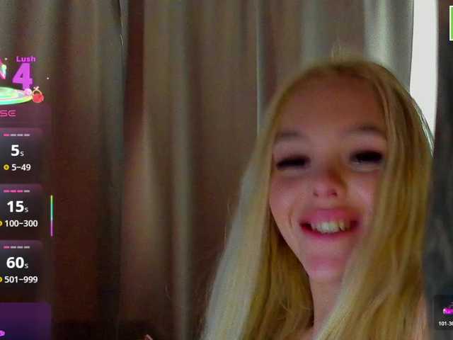 DaisyAbby03's BongaCams show and profile