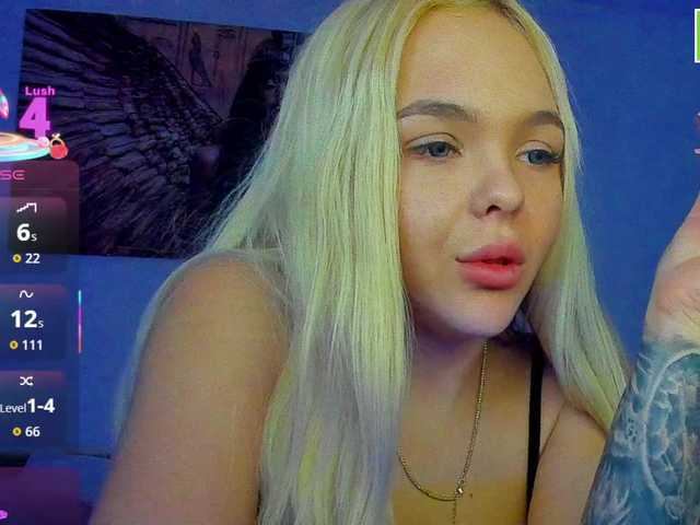DaisyAbby03's BongaCams show and profile
