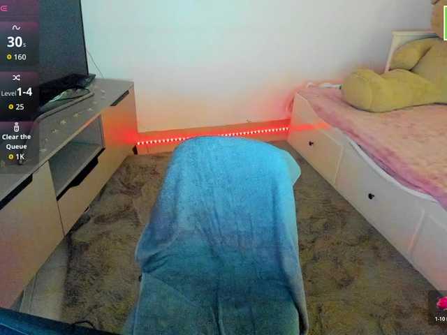 DaisyAbby03's BongaCams show and profile