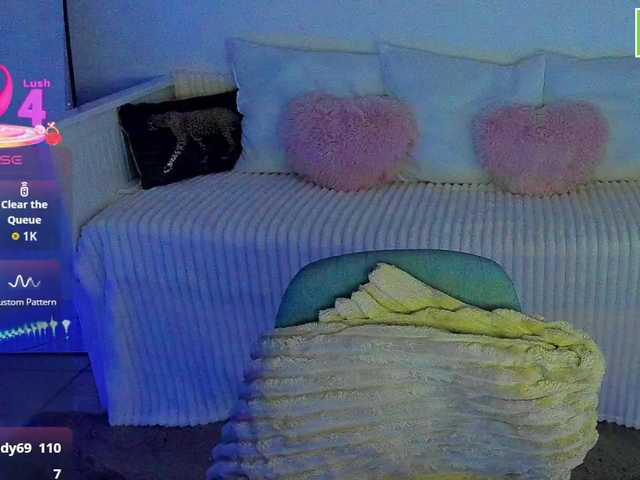 DaisyAbby03's BongaCams show and profile