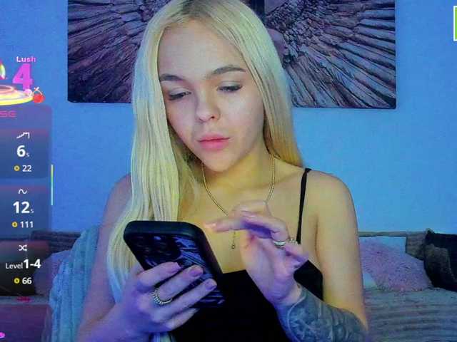 DaisyAbby03's BongaCams show and profile