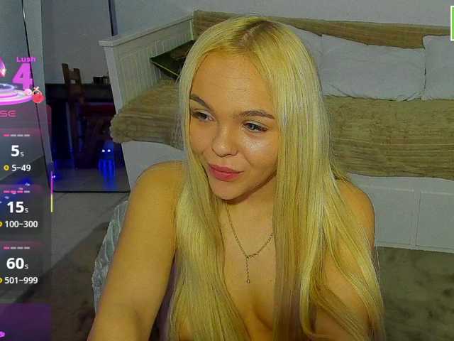 DaisyAbby03's BongaCams show and profile