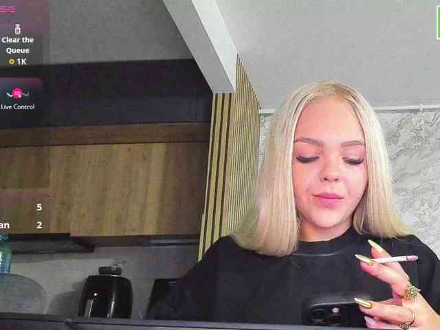 DaisyAbby03 webcam
