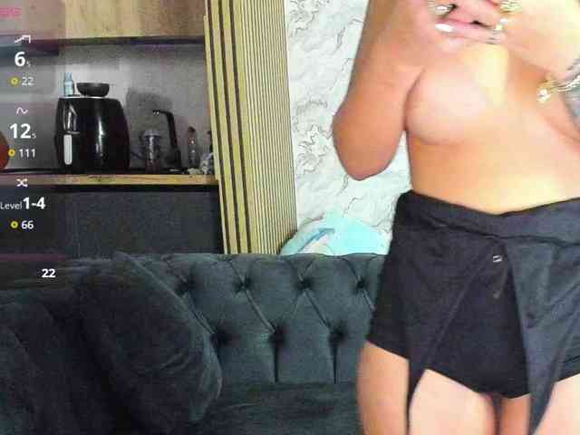 DaisyAbby03 webcam