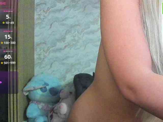 DaisyAbby03 webcam
